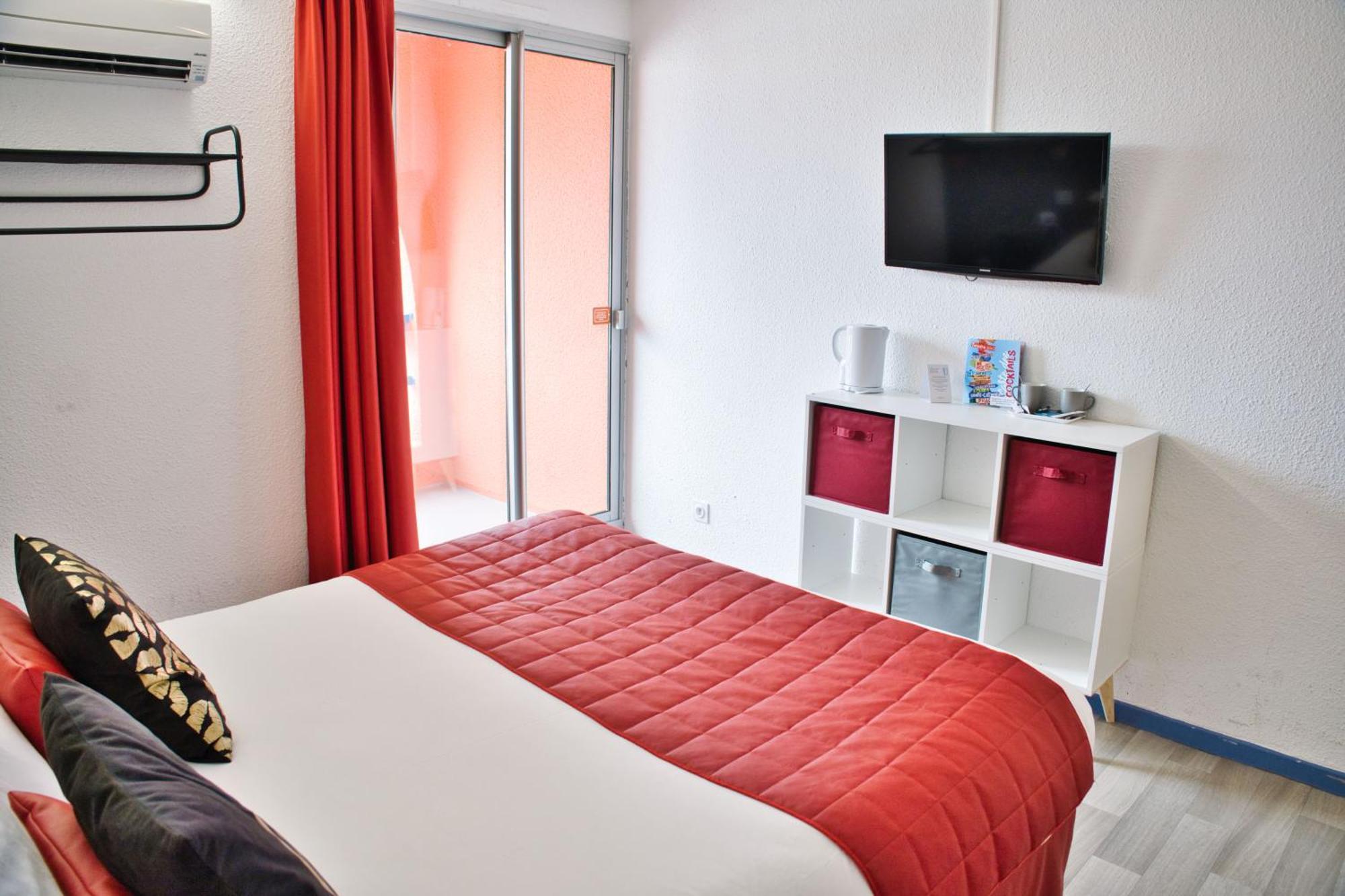 Cit'Hotel Des 2 Golfs Leucate Ngoại thất bức ảnh