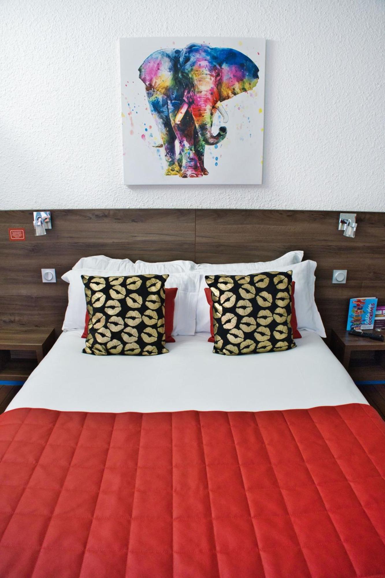 Cit'Hotel Des 2 Golfs Leucate Ngoại thất bức ảnh