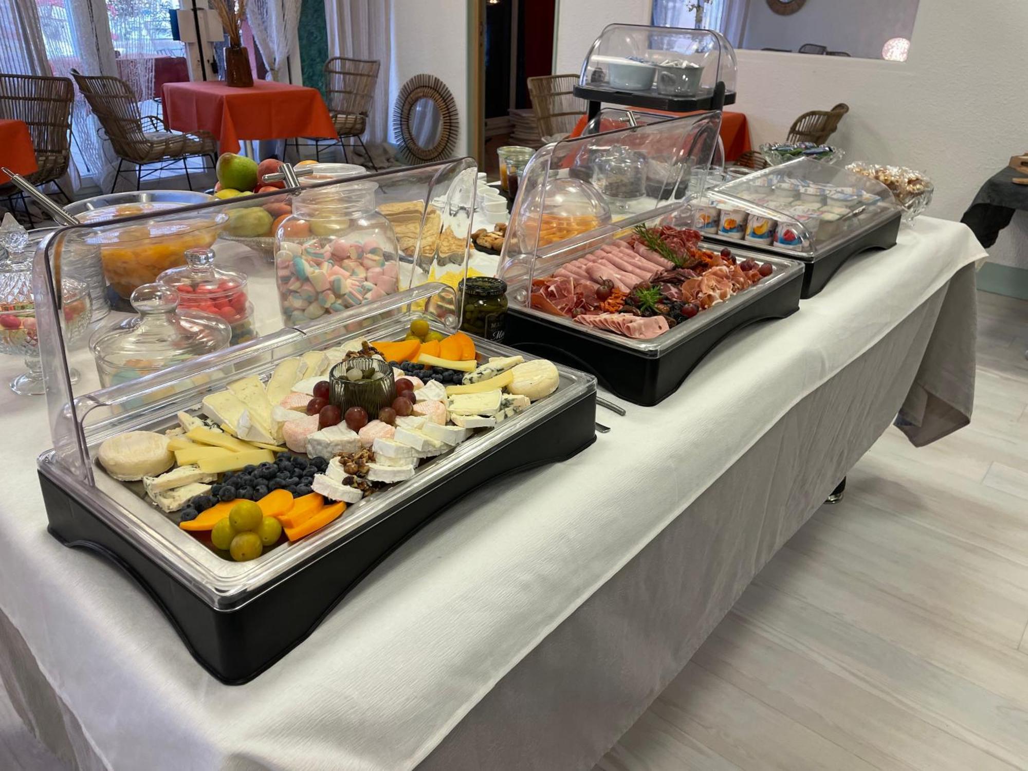 Cit'Hotel Des 2 Golfs Leucate Ngoại thất bức ảnh